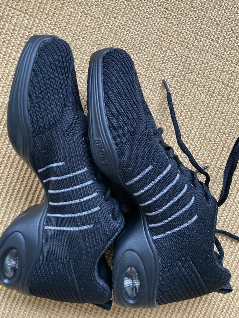 SLOW MAN WOMEN'S JAZZ SHOES 8.5 - LIKE NEW